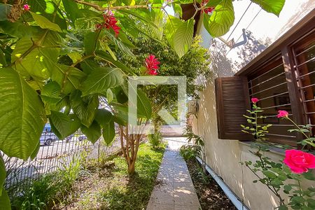 Casa para alugar com 145m², 4 quartos e 2 vagas Casa para alugar com 145m², 4 quartos e 2 vagasÁrea externa