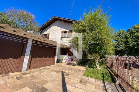 Casa para alugar com 145m², 4 quartos e 2 vagas Casa para alugar com 145m², 4 quartos e 2 vagasFachada