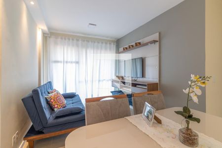 Sala de apartamento para alugar com 2 quartos, 68m² em Recreio dos Bandeirantes, Rio de Janeiro