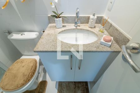 Apartamento para alugar com 68m², 2 quartos e 1 vaga Apartamento para alugar com 68m², 2 quartos e 1 vagaSuíte - Banheiro