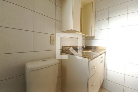 Banheiro Corredor de apartamento à venda com 2 quartos, 67m² em Vila Marieta, Campinas