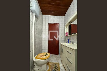 Casa à venda com 150m², 5 quartos e 2 vagasBanheiro casa 2