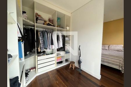 Casa à venda com 380m², 5 quartos e 3 vagasCloset suite 1