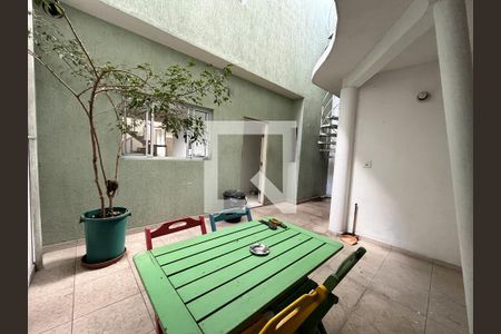 Casa à venda com 380m², 5 quartos e 3 vagasÁrea externa