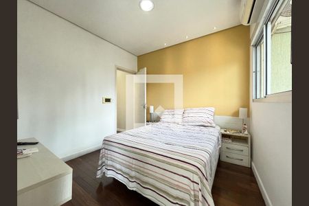 Casa à venda com 380m², 5 quartos e 3 vagasSuite 1