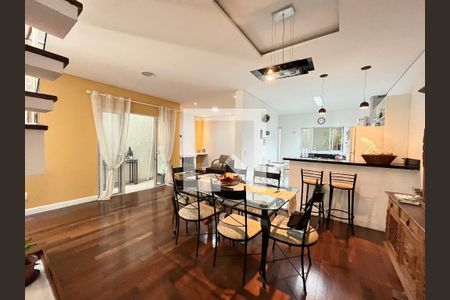Sala de casa à venda com 5 quartos, 380m² em Vila Guarani(zona Sul), São Paulo