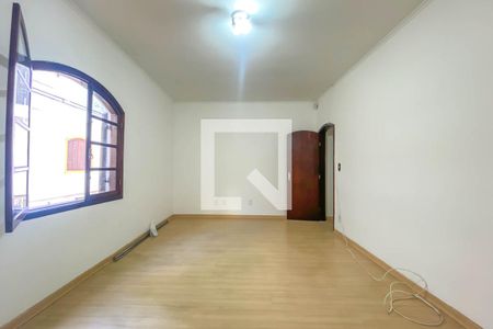 Casa para alugar com 220m², 3 quartos e 2 vagasQuarto 2