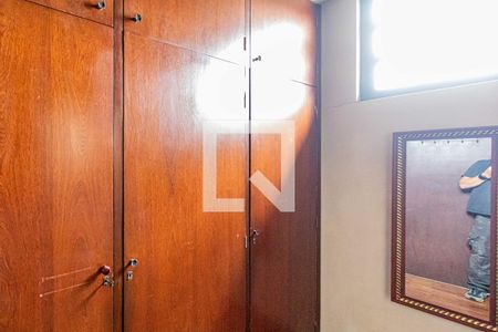 Casa à venda com 600m², 4 quartos e 4 vagasSuite 01 - Closet