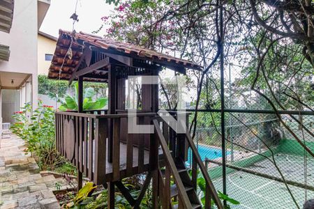 Casa à venda com 600m², 4 quartos e 4 vagasCasa da árvore