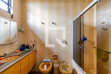 Casa à venda com 600m², 4 quartos e 4 vagasSuite 01 - Banheiro