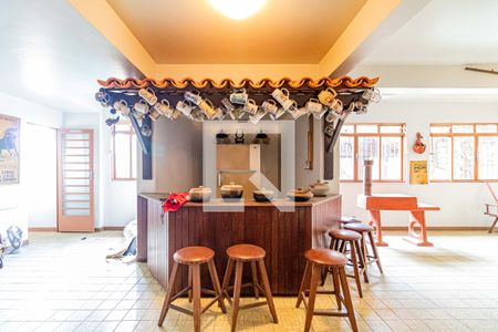 Casa à venda com 600m², 4 quartos e 4 vagasSalão de festas