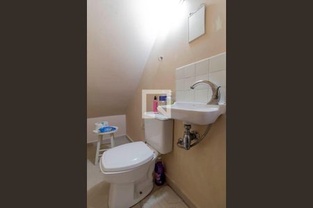 Lavabo de casa para alugar com 3 quartos, 225m² em Vila Pierina, São Paulo