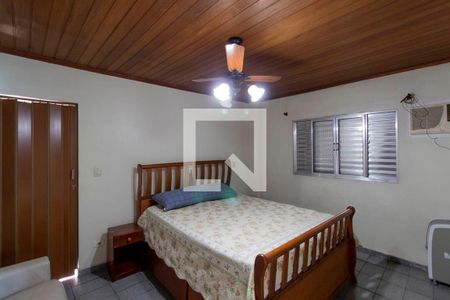 Suíte de casa para alugar com 3 quartos, 225m² em Vila Pierina, São Paulo