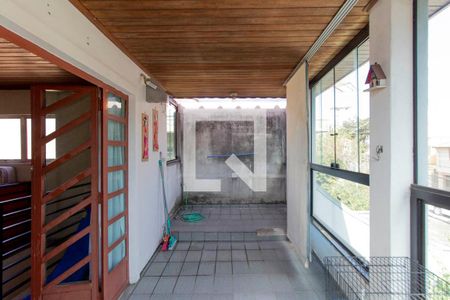 Casa para alugar com 225m², 3 quartos e 4 vagas Casa para alugar com 225m², 3 quartos e 4 vagasVaranda