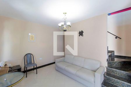Sala de casa para alugar com 3 quartos, 225m² em Vila Pierina, São Paulo
