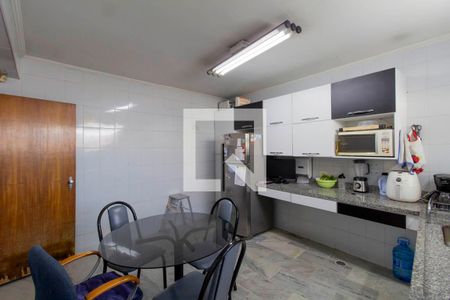 Casa para alugar com 225m², 3 quartos e 4 vagas Casa para alugar com 225m², 3 quartos e 4 vagasCozinha