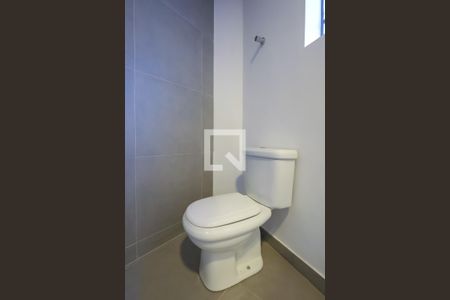 Casa para alugar com 120m², 2 quartos e 1 vaga Casa para alugar com 120m², 2 quartos e 1 vagaBanheiro Suíte 1