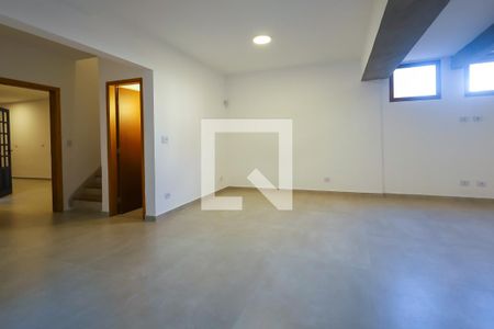 Sala de casa para alugar com 2 quartos, 120m² em Lapa de Baixo, São Paulo