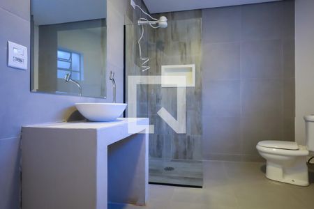 Casa para alugar com 120m², 2 quartos e 1 vaga Casa para alugar com 120m², 2 quartos e 1 vagaBanheiro Suíte 1