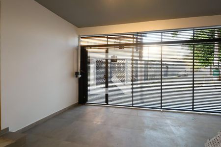 Casa para alugar com 120m², 2 quartos e 1 vaga Casa para alugar com 120m², 2 quartos e 1 vagaGaragem