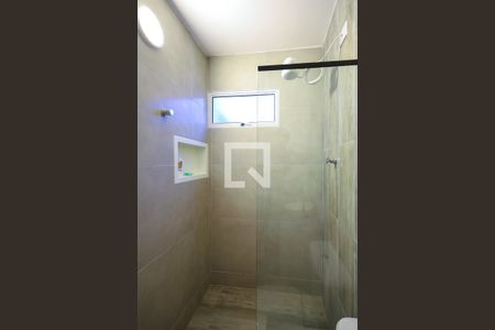 Casa para alugar com 120m², 2 quartos e 1 vaga Casa para alugar com 120m², 2 quartos e 1 vagaBanheiro da Suíte 2