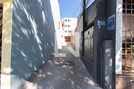 Casa à venda com 100m², 2 quartos e sem vaga Casa à venda com 100m², 2 quartos e sem vagaFachada