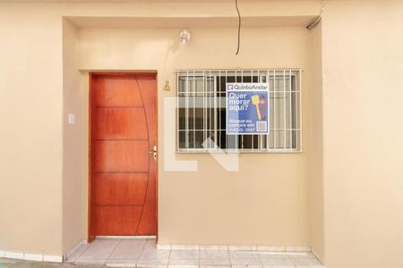 Casa à venda com 100m², 2 quartos e sem vaga Casa à venda com 100m², 2 quartos e sem vagaFachada