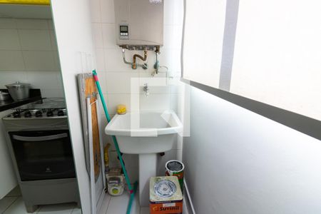 Apartamento para alugar com 66m², 2 quartos e 1 vagaÁrea de Serviço