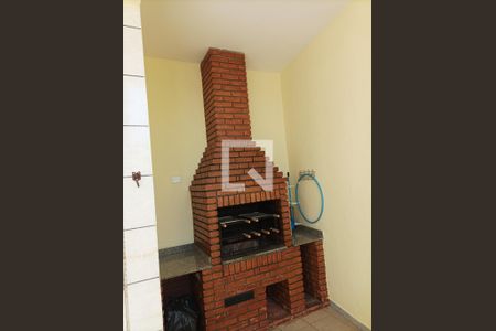 Casa à venda com 150m², 2 quartos e 3 vagas Casa à venda com 150m², 2 quartos e 3 vagasÁrea comum - Churrasqueira