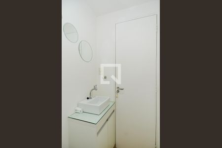 Lavabo  de apartamento para alugar com 2 quartos, 82m² em Jardim Zaira, Guarulhos