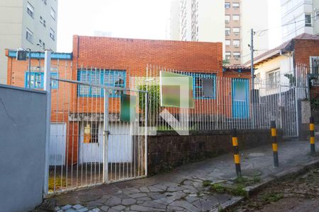 Casa à venda com 100m², 3 quartos e 2 vagasFachada