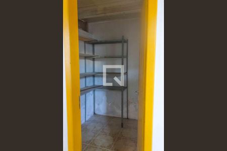 Casa à venda com 100m², 3 quartos e 2 vagasDespensa