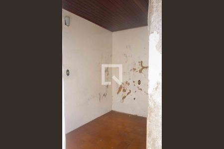 Casa à venda com 100m², 3 quartos e 2 vagascozinha