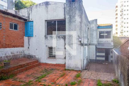 Casa à venda com 100m², 3 quartos e 2 vagasPátio