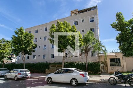 Apartamento para alugar com 75m², 2 quartos e 1 vagaFachada