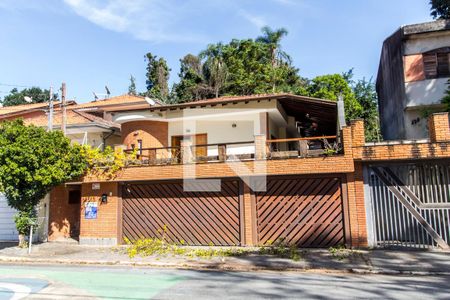 Casa à venda com 251m², 3 quartos e 3 vagasVista da Rua