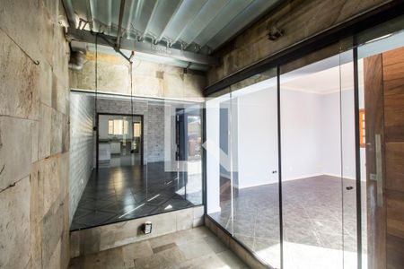 Casa à venda com 251m², 3 quartos e 3 vagasjardim de inverno