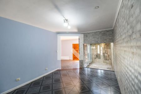 Casa à venda com 251m², 3 quartos e 3 vagasQuintal