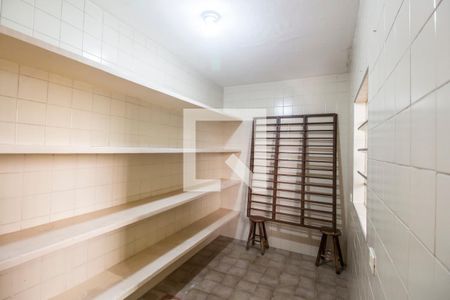 Casa à venda com 251m², 3 quartos e 3 vagasDespensa