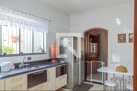 Casa à venda com 310m², 3 quartos e 3 vagasCozinha