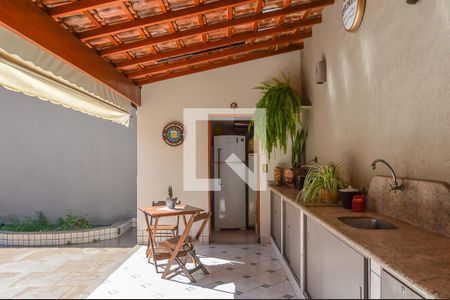 Casa à venda com 310m², 3 quartos e 3 vagasChurrasqueira