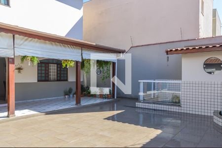 Casa à venda com 310m², 3 quartos e 3 vagasQuintal