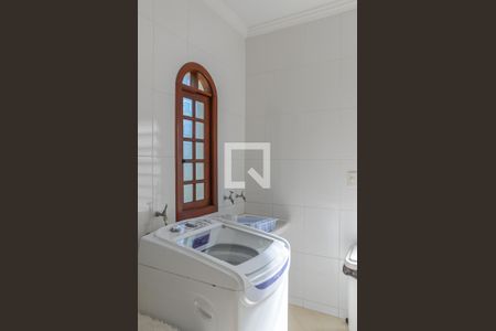 Casa à venda com 310m², 3 quartos e 3 vagasÁrea de Serviço