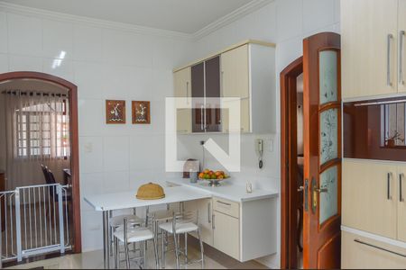 Casa à venda com 310m², 3 quartos e 3 vagasCozinha