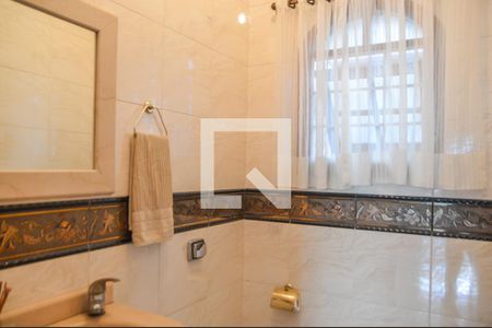 Casa à venda com 310m², 3 quartos e 3 vagasLavabo