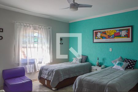 Casa à venda com 310m², 3 quartos e 3 vagasQuarto 2 - Suíte