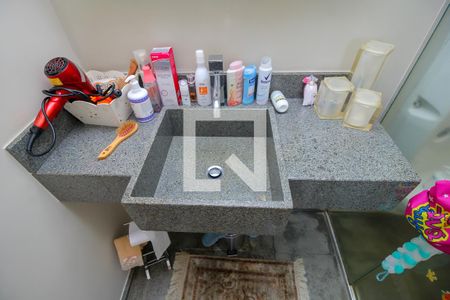 Apartamento para alugar com 78m², 2 quartos e 1 vaga Apartamento para alugar com 78m², 2 quartos e 1 vagaBanheiro da Suíte