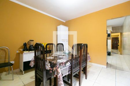 Sala de Jantar de casa para alugar com 2 quartos, 200m² em Conjunto Residencial José Bonifácio, São Paulo