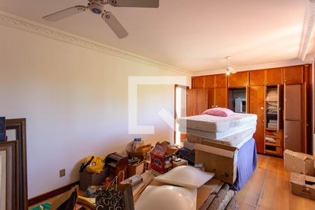 Casa à venda com 522m², 5 quartos e 5 vagas Casa à venda com 522m², 5 quartos e 5 vagasQuarto Suite 3