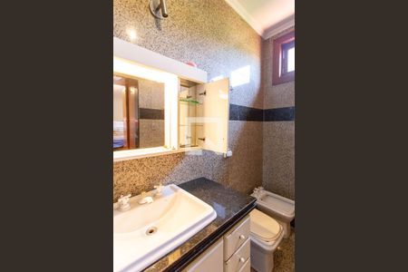 Casa à venda com 522m², 5 quartos e 5 vagas Casa à venda com 522m², 5 quartos e 5 vagasBanheiro da Suíte 3